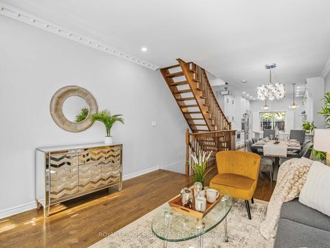 Photo 4 at 85 David Dunlap Circle, Don Mills, Toronto