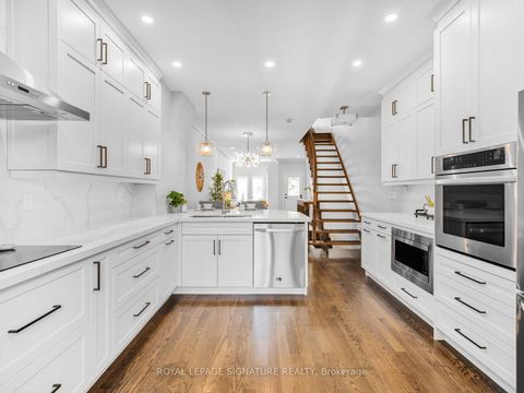 Photo 13 at 85 David Dunlap Circle, Don Mills, Toronto
