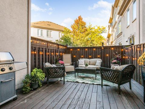 Photo 18 at 85 David Dunlap Circle, Don Mills, Toronto
