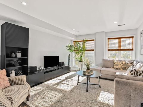 Photo 21 at 85 David Dunlap Circle, Don Mills, Toronto