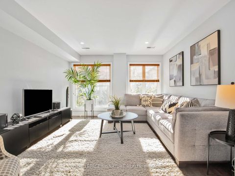Photo 22 at 85 David Dunlap Circle, Don Mills, Toronto