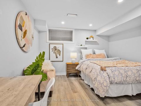 Photo 31 at 85 David Dunlap Circle, Don Mills, Toronto