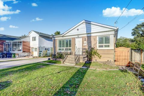 Photo 4 at 53 Falaise Road, West Hill, Toronto