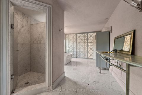 Photo 11 at 7 Alderbrook Drive, Don Mills, Toronto