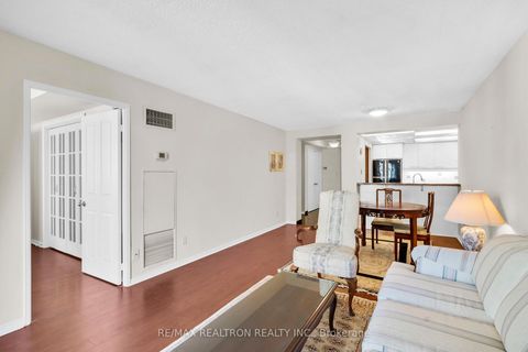 Photo 17 at 1108 - 18 Hollywood Avenue, Willowdale East, Toronto