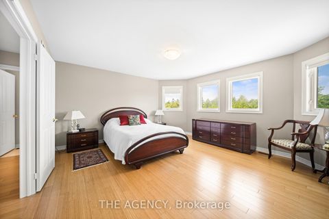 Photo 14 at 18 Wildflower Drive, Oak Ridges, Richmond Hill Photo 14 at 18 Wildflower Drive, Oak Ridges, Richmond Hill