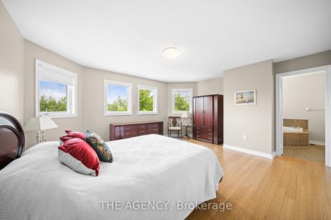 Photo 16 at 18 Wildflower Drive, Oak Ridges, Richmond Hill