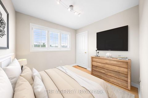 Photo 22 at 18 Wildflower Drive, Oak Ridges, Richmond Hill