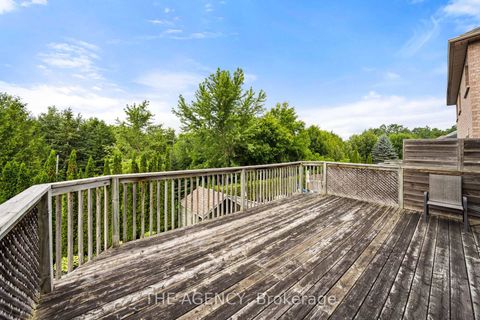 Photo 32 at 18 Wildflower Drive, Oak Ridges, Richmond Hill