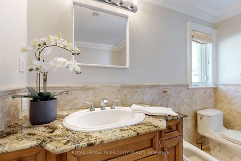Photo 24 at 12 Highland Hill, Glen Park, Toronto