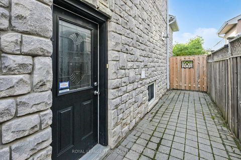 Photo 46 at 12 Highland Hill, Glen Park, Toronto