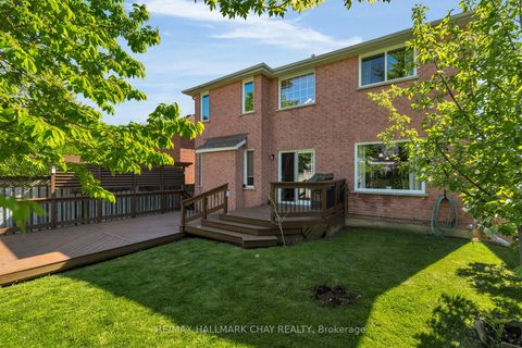 Photo 1 at 3 Meyer Avenue, East Bayfield, Barrie