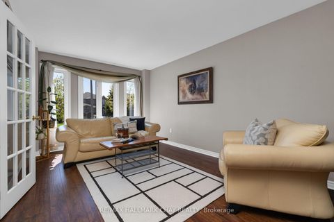 Photo 4 at 3 Meyer Avenue, East Bayfield, Barrie