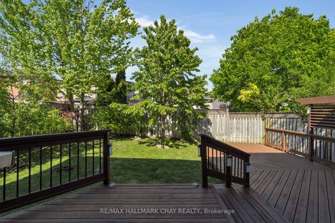 Photo 37 at 3 Meyer Avenue, East Bayfield, Barrie