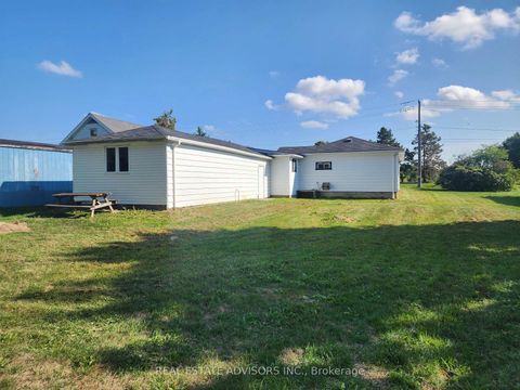 Photo 5 at 328 Little Avenue, Painswick North, Barrie