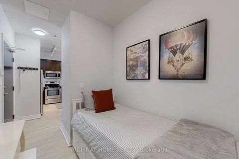 Photo 22 at 422 - 180 John West Way, Bayview Wellington, Aurora
