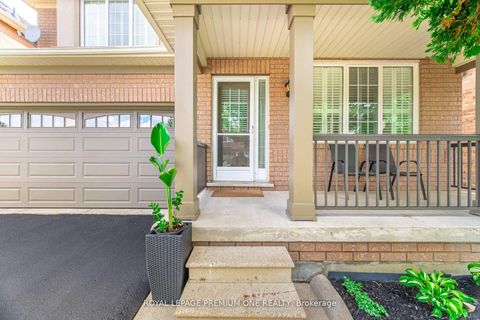 Photo 6 at 21 Ocean Avenue, Vellore Village, Vaughan
