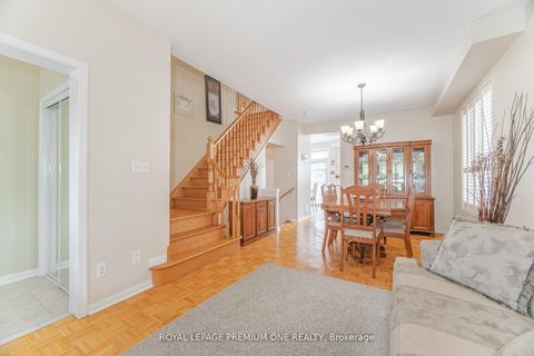 Photo 10 at 21 Ocean Avenue, Vellore Village, Vaughan