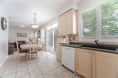 Photo 15 at 21 Ocean Avenue, Vellore Village, Vaughan