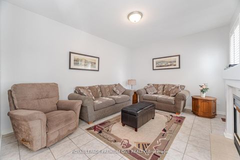 Photo 18 at 21 Ocean Avenue, Vellore Village, Vaughan