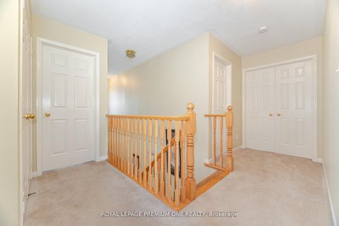 Photo 22 at 21 Ocean Avenue, Vellore Village, Vaughan