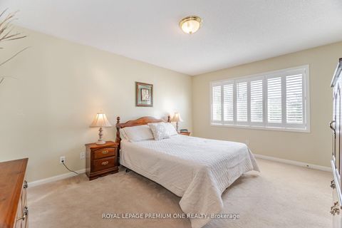 Photo 23 at 21 Ocean Avenue, Vellore Village, Vaughan