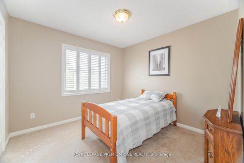 Photo 33 at 21 Ocean Avenue, Vellore Village, Vaughan