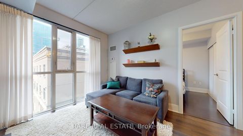 Photo 6 at 925 - 560 Front Street W, Waterfront Communities C1, Toronto
