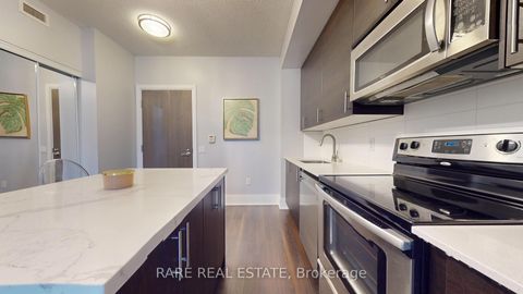 Photo 7 at 925 - 560 Front Street W, Waterfront Communities C1, Toronto