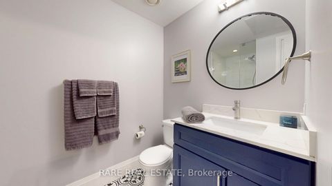Photo 11 at 925 - 560 Front Street W, Waterfront Communities C1, Toronto
