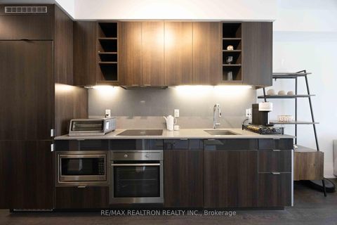 Photo 6 at 1312 - 101 Erskine Avenue, Mount Pleasant West, Toronto