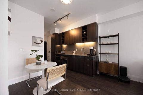 Photo 7 at 1312 - 101 Erskine Avenue, Mount Pleasant West, Toronto
