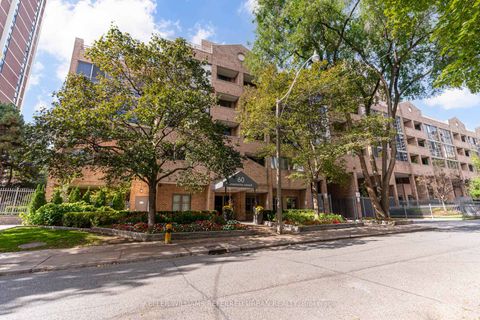 Photo 3 at 332 - 60 Homewood Avenue, South St. James Town, Toronto