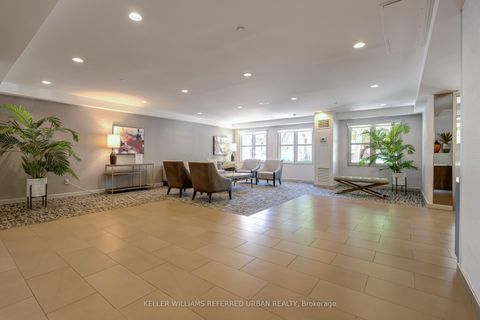 Photo 17 at 332 - 60 Homewood Avenue, South St. James Town, Toronto