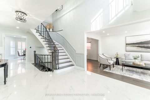 Photo 8 at 499 Aberdeen Avenue N, East Woodbridge, Vaughan