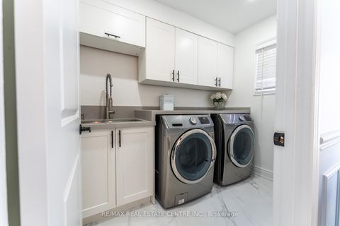 Photo 19 at 499 Aberdeen Avenue N, East Woodbridge, Vaughan