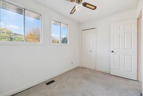 Photo 24 at 154 Meadowbank Road, Leslie Valley, Newmarket