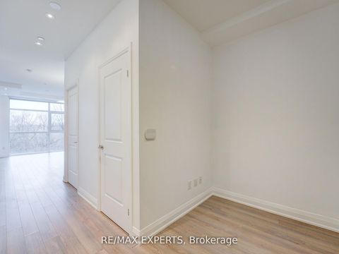 Photo 7 at 231 - 8763 Bayview Avenue W, Doncrest, Richmond Hill