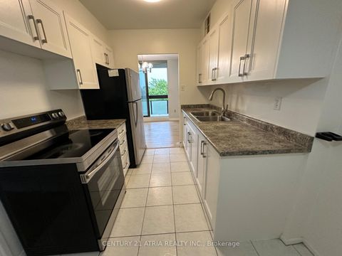Photo 4 at 814 - 350 Seneca Hill Drive, Don Valley Village, Toronto