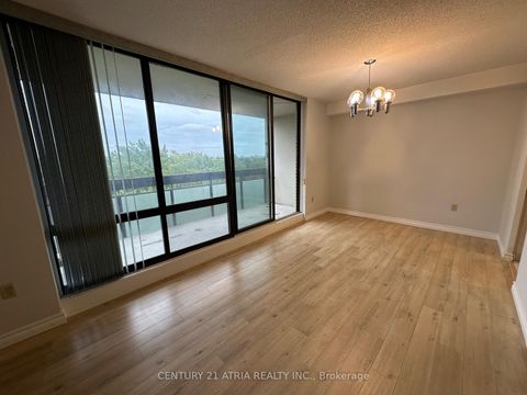Photo 6 at 814 - 350 Seneca Hill Drive, Don Valley Village, Toronto