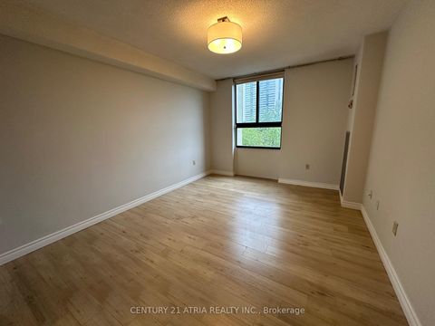 Photo 15 at 814 - 350 Seneca Hill Drive, Don Valley Village, Toronto