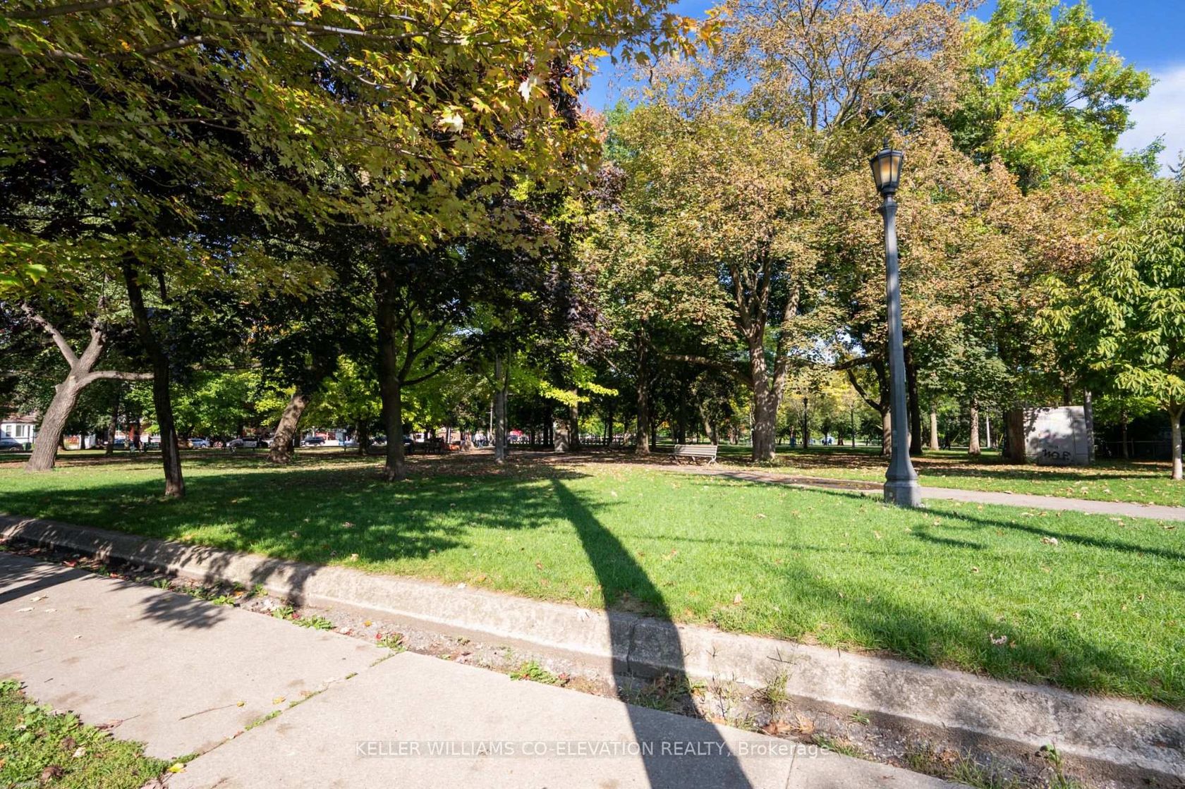 Photo 37 at 123 - 51 Halton Street, Bellwoods, Toronto Photo 37 at 123 - 51 Halton Street, Bellwoods, Toronto