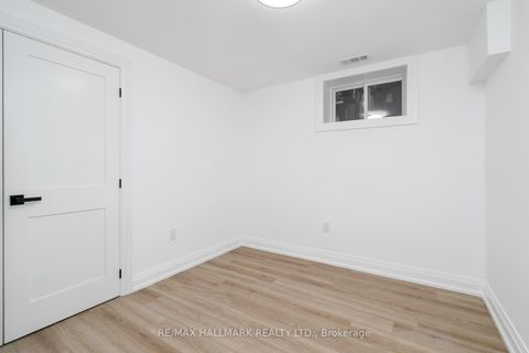 Photo 42 at 3 Thyra Avenue, East York, Toronto