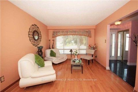 Photo 3 at 42 Nahanni Terrace, Malvern, Toronto