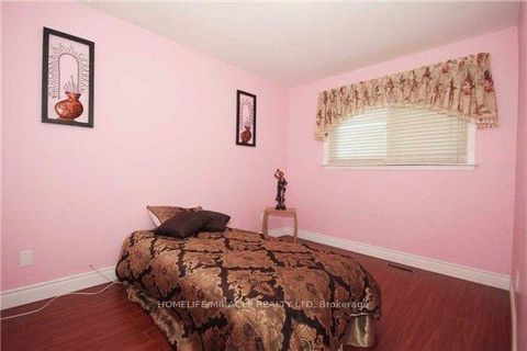 Photo 7 at 42 Nahanni Terrace, Malvern, Toronto