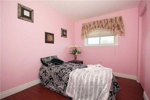 Photo 8 at 42 Nahanni Terrace, Malvern, Toronto