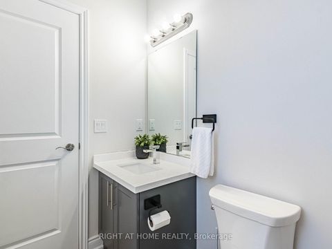 Photo 38 at 95 Viva Gardens, GO Glenorchy, Oakville