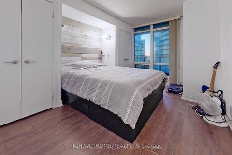 Photo 8 at 1810 - 361 Front Street W, Waterfront Communities C1, Toronto