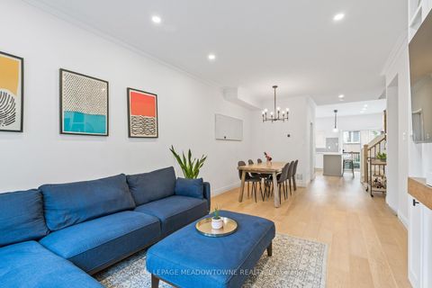 Photo 8 at 139 Harbourview Crescent, Mimico, Toronto