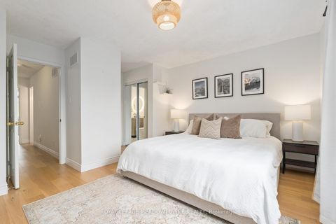 Photo 22 at 139 Harbourview Crescent, Mimico, Toronto